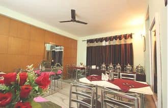 Gautam Hotel and Cottage